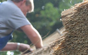 professional Lea Valley thatchers